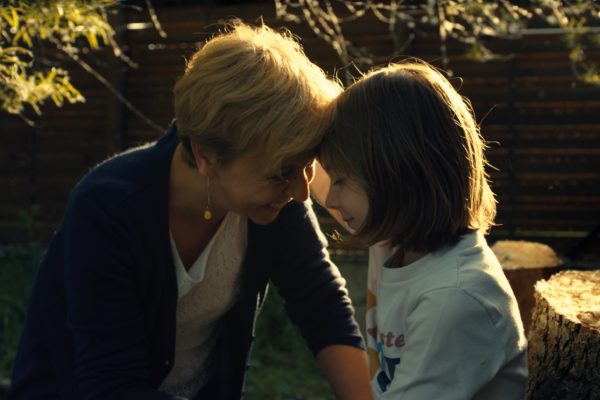 Festival Internacional de Cinema LGBTI+ – Crítica: Pequena Garota (2021)